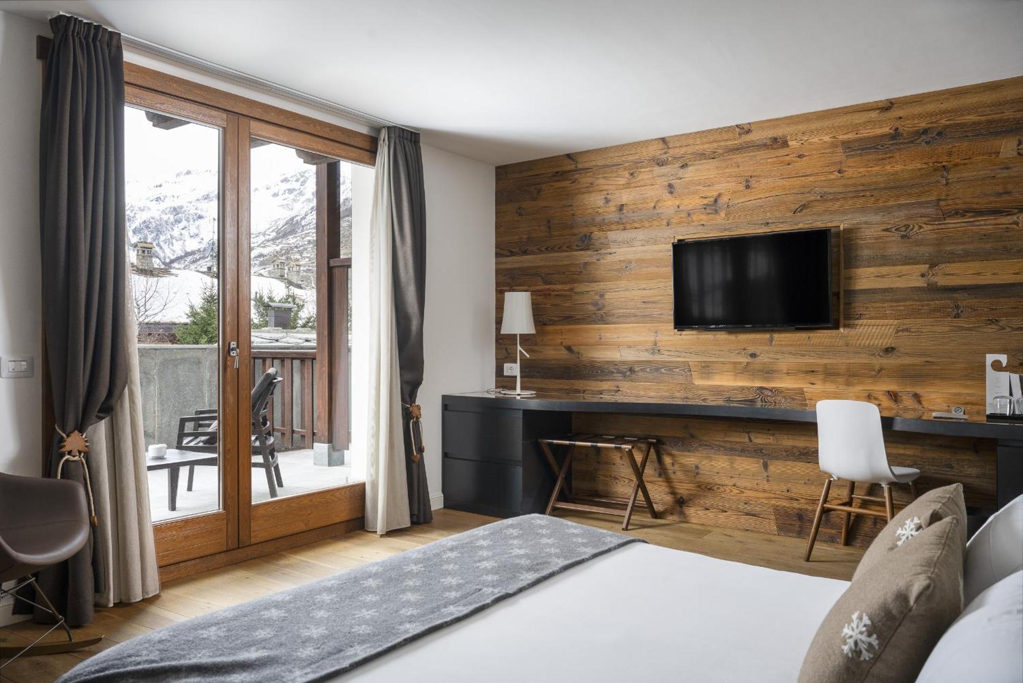 Montana Lodge & Spa, By R Collection Hotels La Thuile Exterior foto